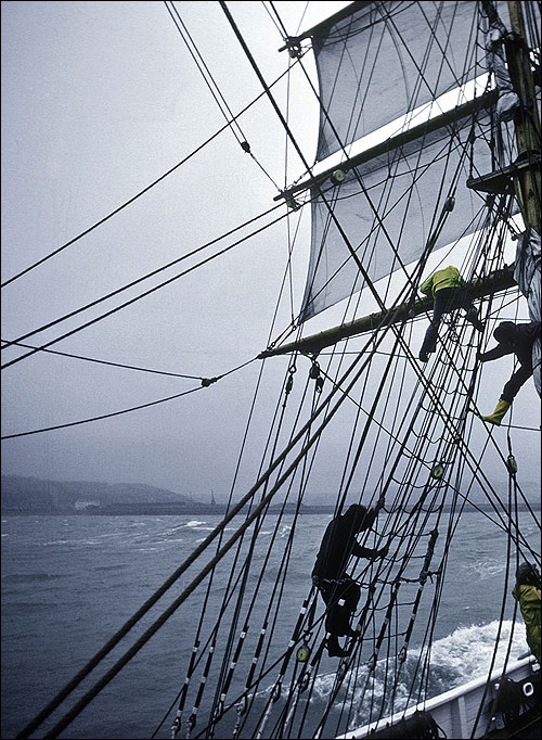 Grand livre des voiles et des grééments