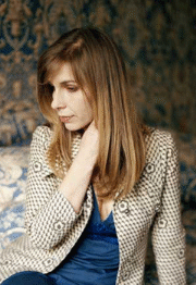 Portrait de Barbara Carlotti
