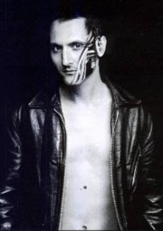 Portrait de Mirwais