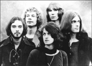 Portrait de Yes