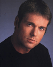 Portrait de Michael Shanks