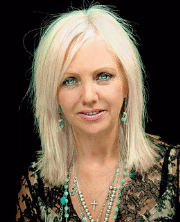 Portrait de Rhonda Byrne