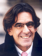 Portrait de Luc Ferry