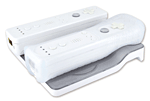 Double chargeur à induction Bigben pour Wii&nbsp;-&nbsp;Double de charge par induction pour 2 Wiimotes + 2 batteries 900 mAh