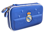 Etui Real Madrid bleu pour DSi et DS Lite&nbsp;-&nbsp;Etui avec emplacements pour 3 jeux et un stylet, inclus chiffon de nettoyage et stylet