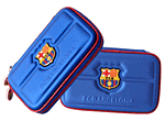 Etui FC Barcelone bleu pour DSi et DS Lite&nbsp;-&nbsp;Etui avec emplacements pour 3 jeux et un stylet, inclus chiffon de nettoyage et stylet