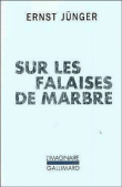 Sur les falaises de marbre
