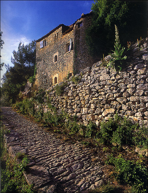 Maisons de Haute-Provence